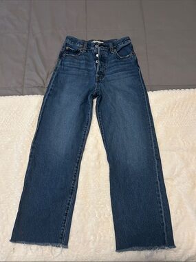 Women’s Levi’s Ribcage Jeans in Dark Blue